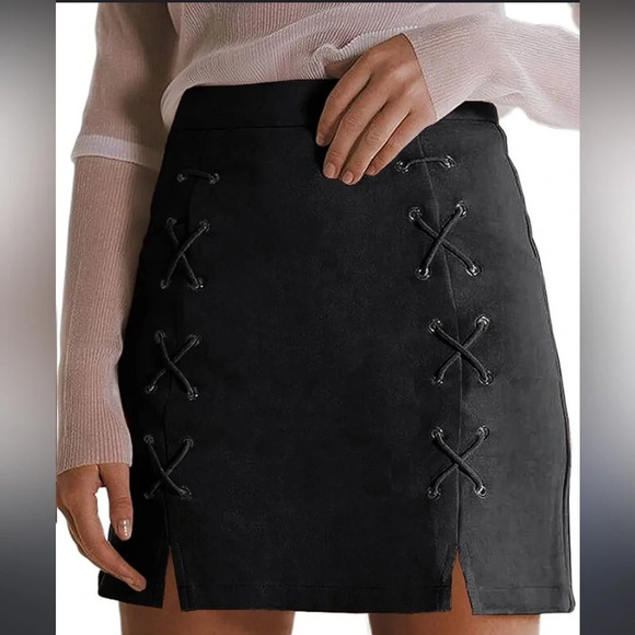 Amazon Dresses & Skirts - Amazon Black Velvet Tie Up Skirt